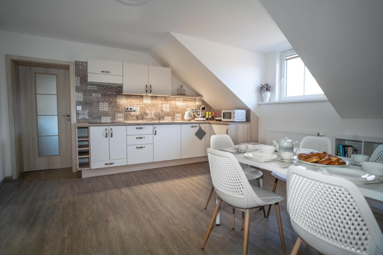 Apartmanovy Dum Sklipek Trutnov Eksteriør billede