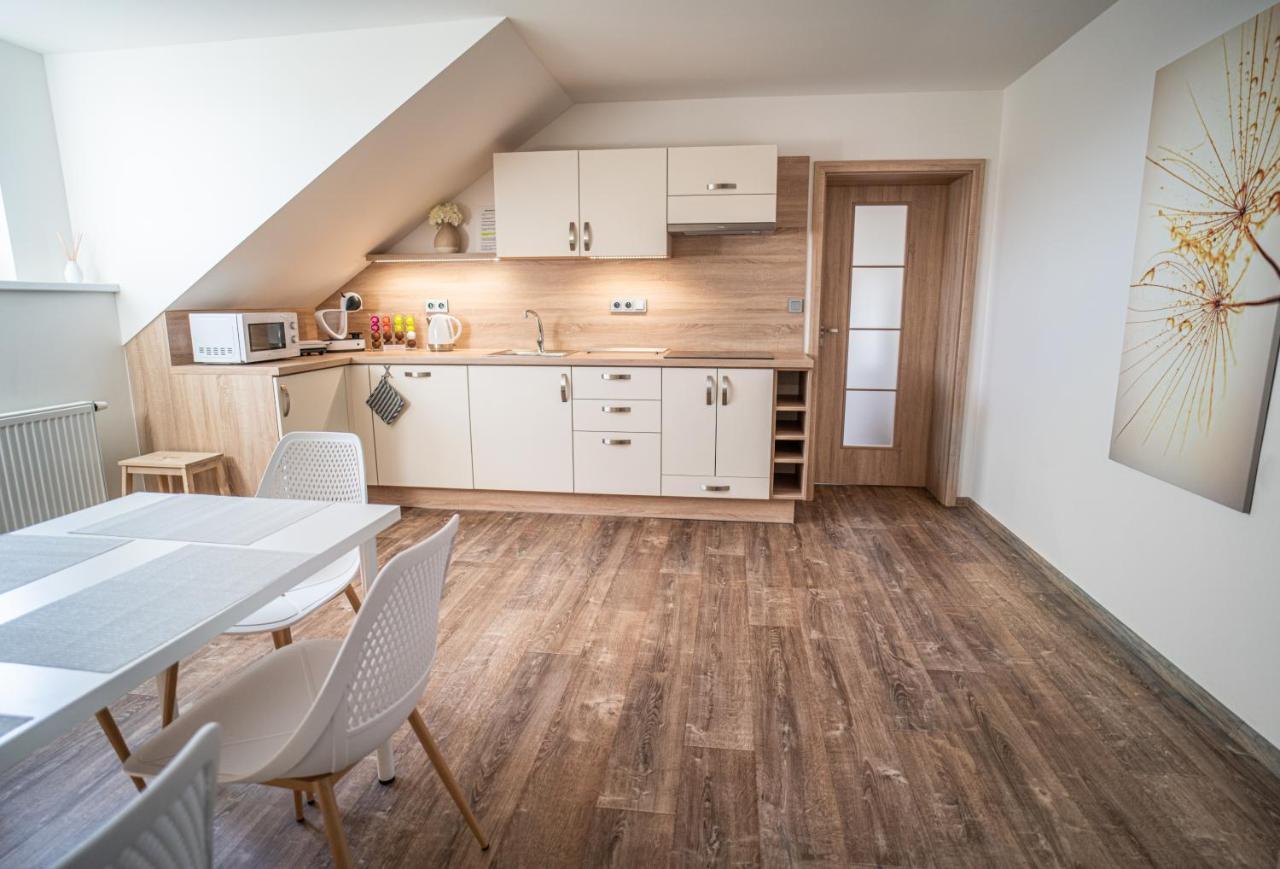 Apartmanovy Dum Sklipek Trutnov Eksteriør billede